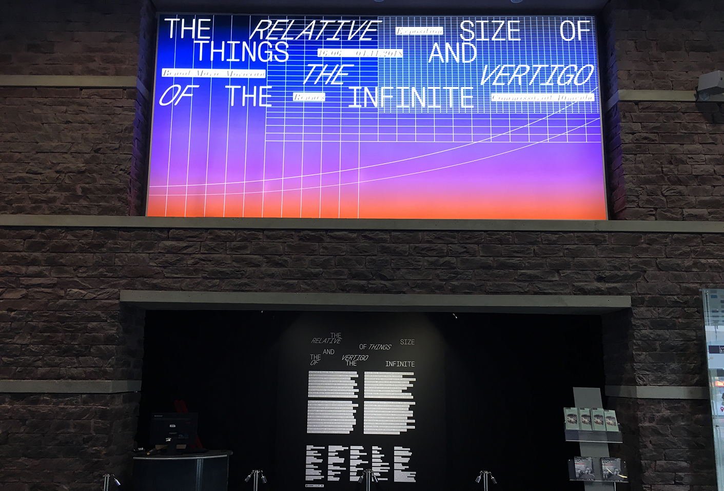 The Relative Size of Things and the Vertigo of the Infinite — Lisa Sturacci Graphiste